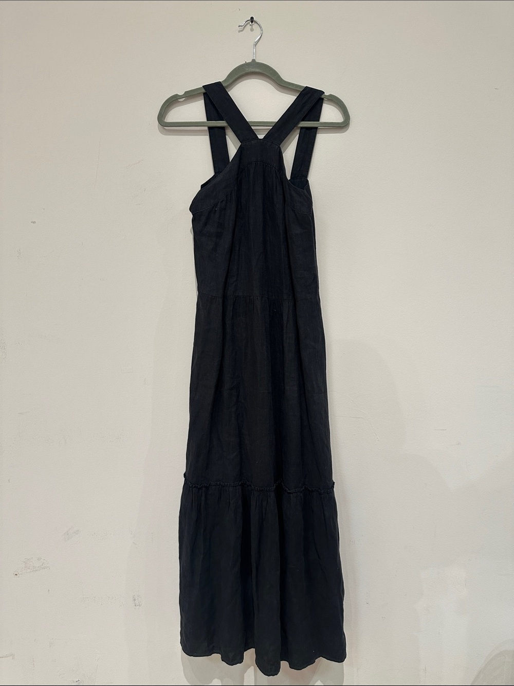 Jolie Black Sleeveless Maxi Dress with Cross-Strap Back